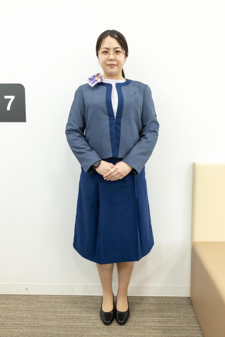 株式会社リンクアップ auショップ 紋別の制服2