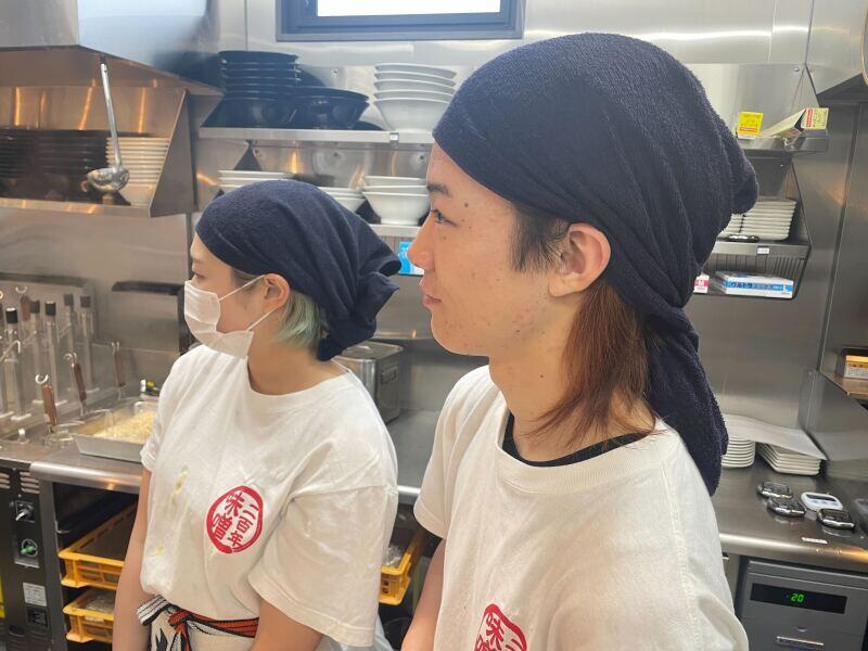 特製味噌ラーメンわだ商店 南海難波店の仕事画像2