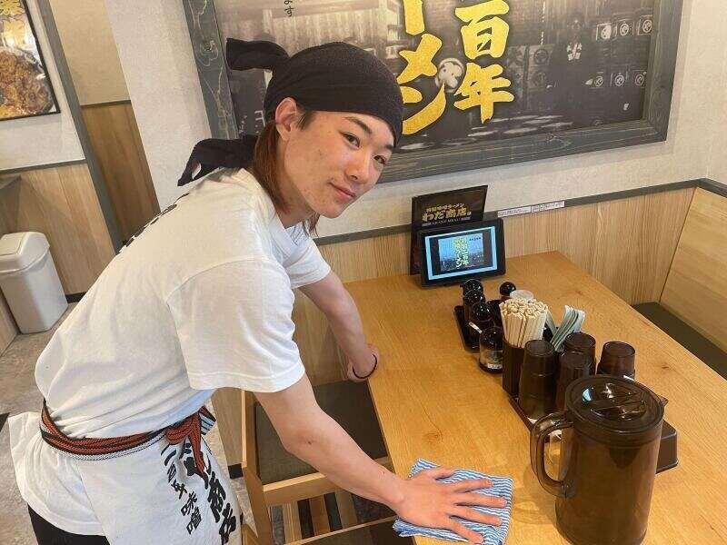 特製味噌ラーメンわだ商店 南海難波店の仕事画像3