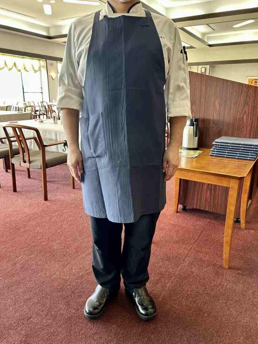 RESTAURANT SAKURA（太子カントリー倶楽部内）の制服2