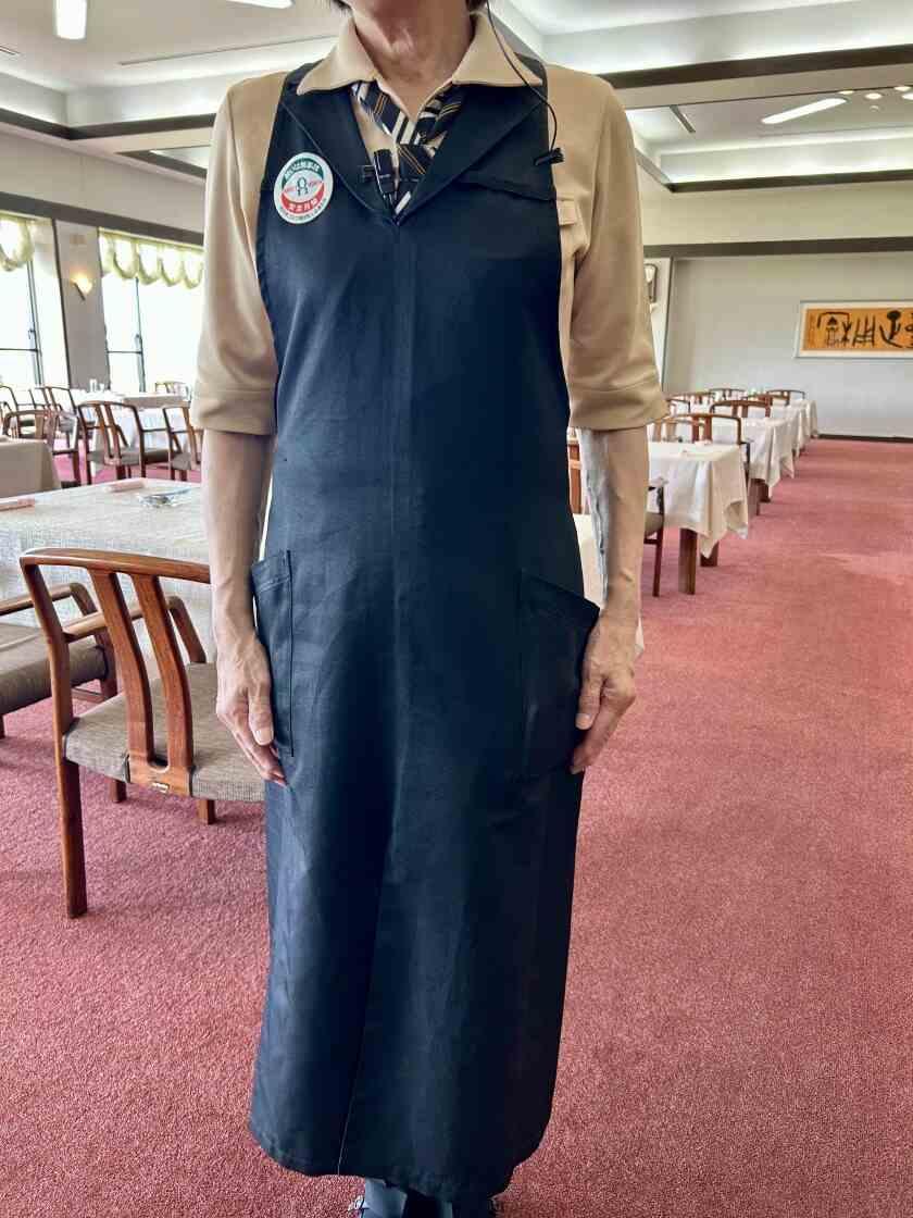 RESTAURANT SAKURA（太子カントリー倶楽部内）の制服4
