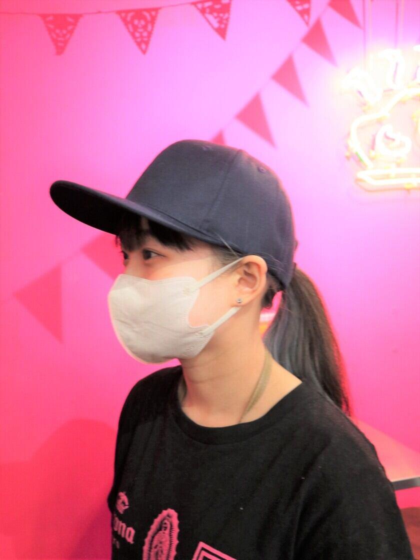 墨国回転鶏料理　天満店の制服4