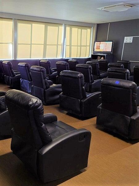 フジパン株式会社の制服2