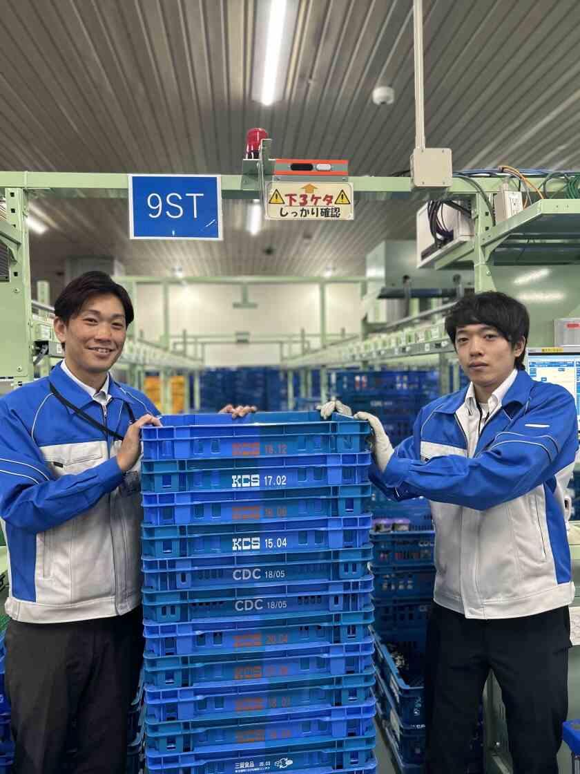 株式会社ケー・シー・エス　東大阪CDCの制服3