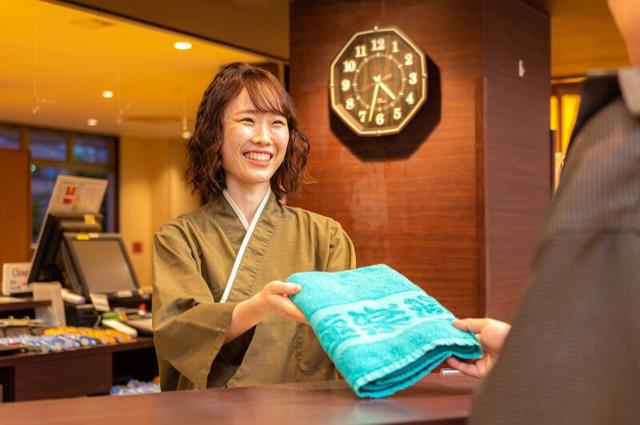 ＼選べる4職種／おふろ無料！食事補助つき＊土日祝は手当あり(サービス、福井市)のイメージ画像