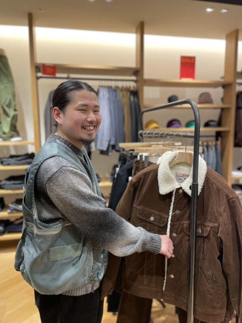 BEAMS豊洲の制服4