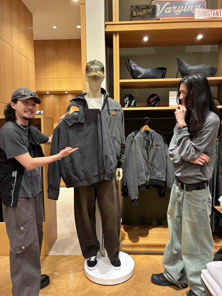 BEAMSアウトレット あみプレミアムアウトレット店の制服3