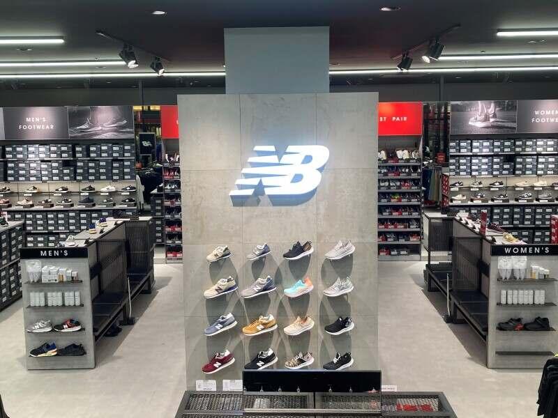 New Balanceファクトリーストア 越谷レイクタウン店の仕事画像3