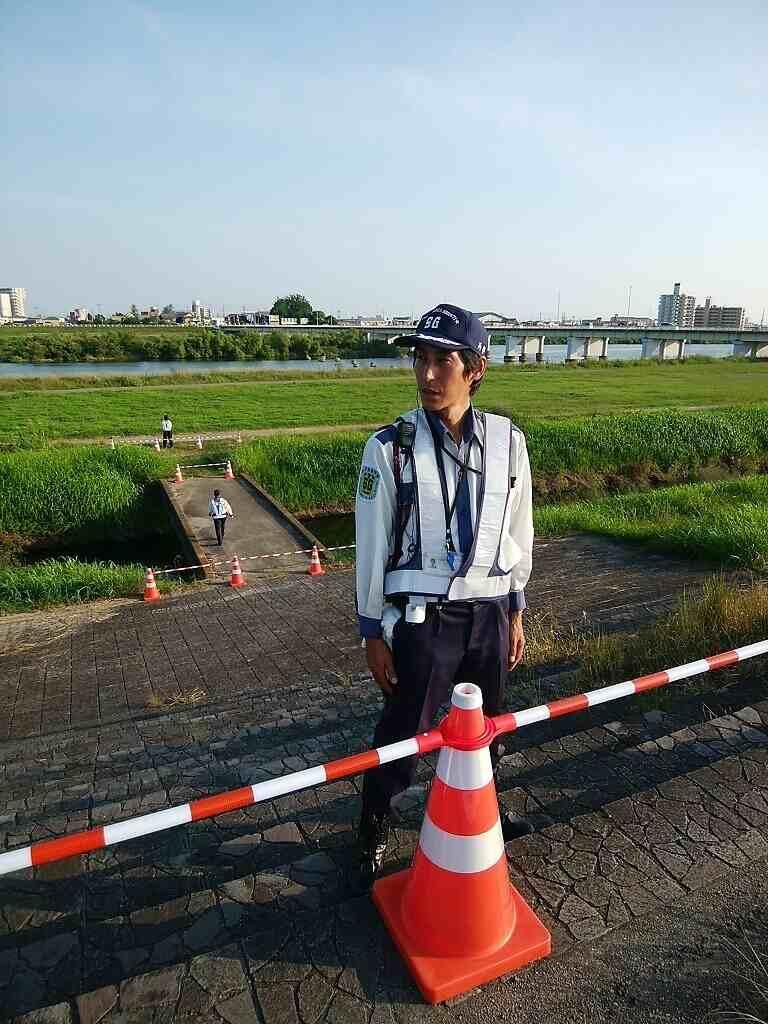 株式会社兵庫警備保障の制服1