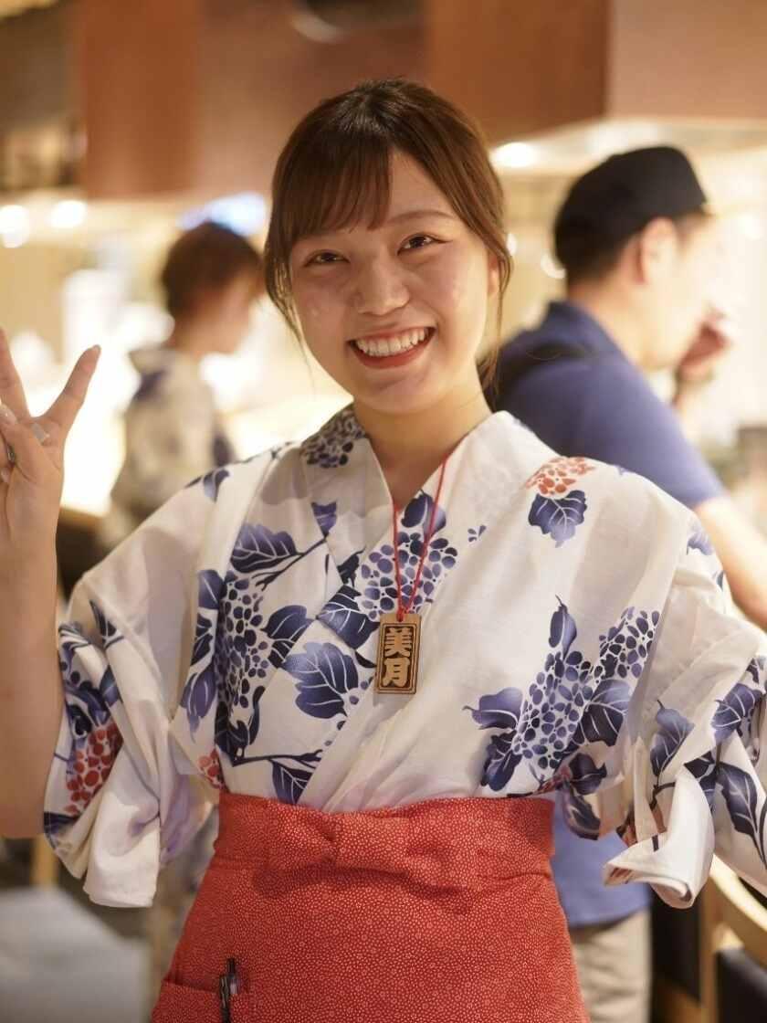 やきとり六三四の制服1