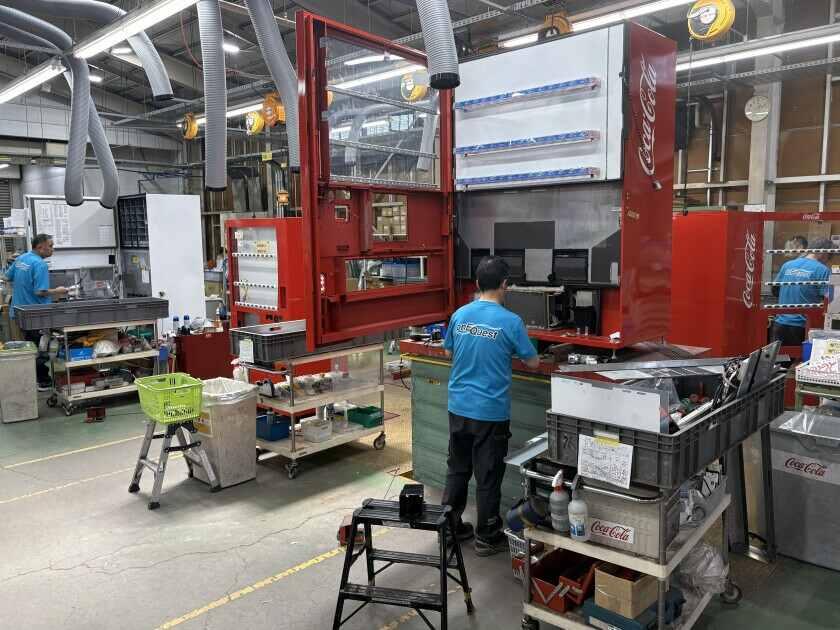 株式会社onEQuest（シンクラングループ）の制服3