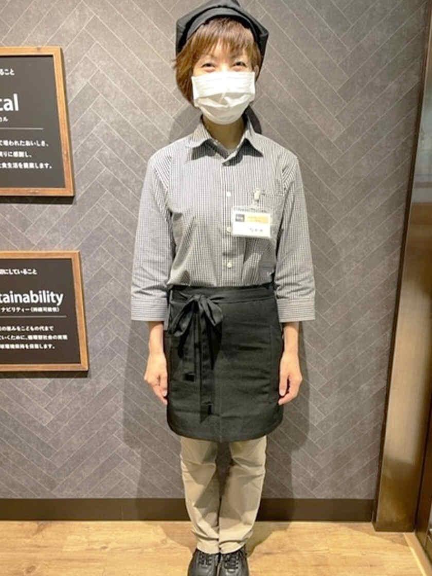 スーパーマーケット　ビオラルクオーツ心斎橋店の制服2