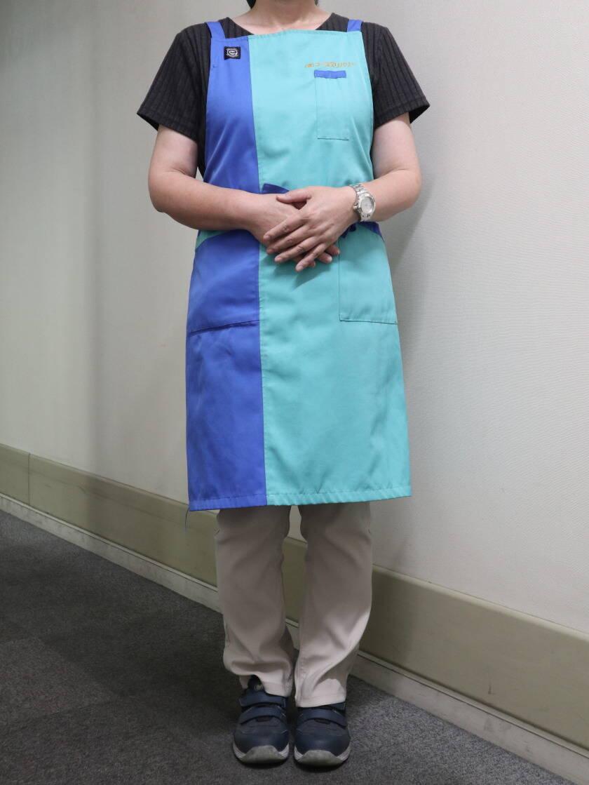 クローバーコネクト座間食品セットセンターの制服1