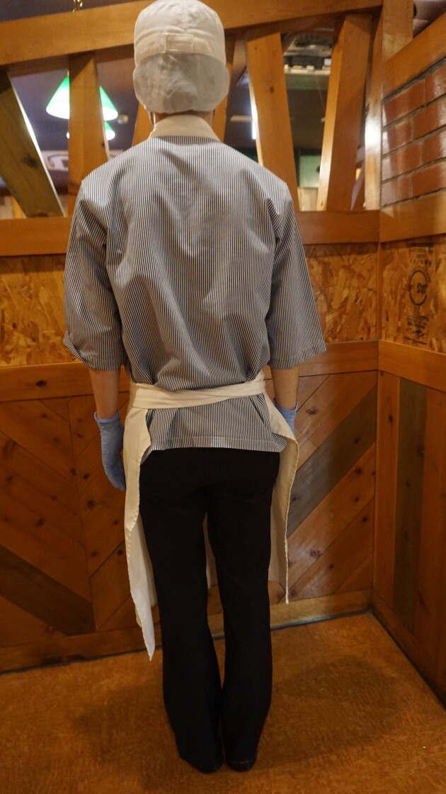 びっくりドンキー 長久手店の制服2