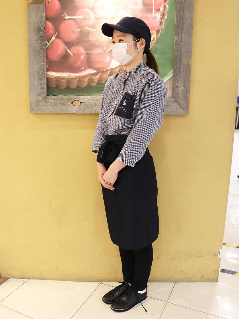 目黒店　１Fの制服2