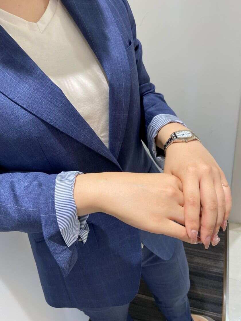 SUIT SQUARE　ヨドバシAkiba店の制服4