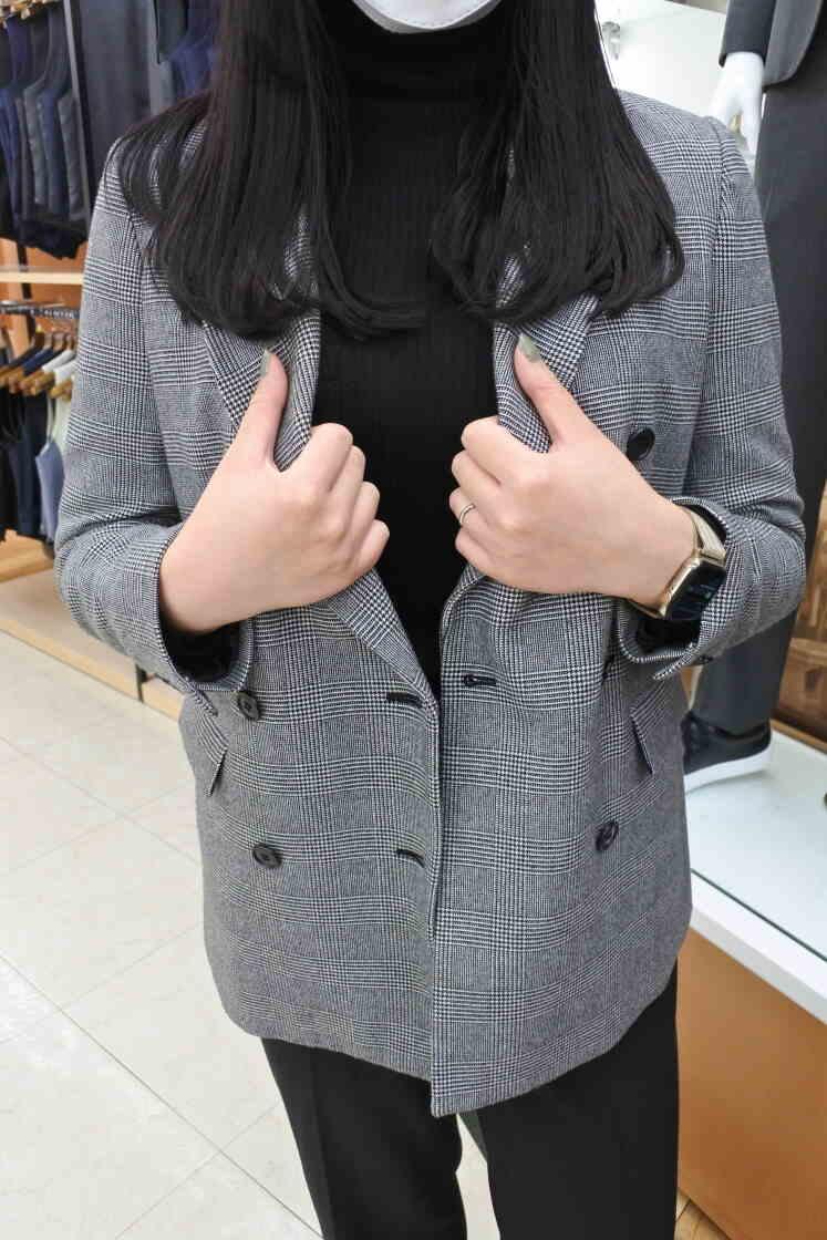 SUIT SQUARE　ピエリ守山店の制服1