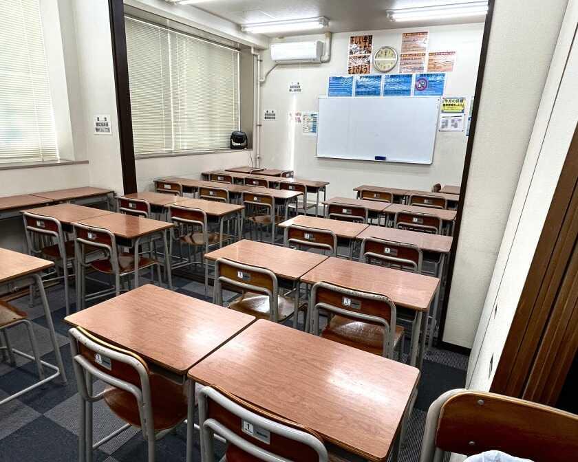 進学ゼミナール  東山駅前校の制服2