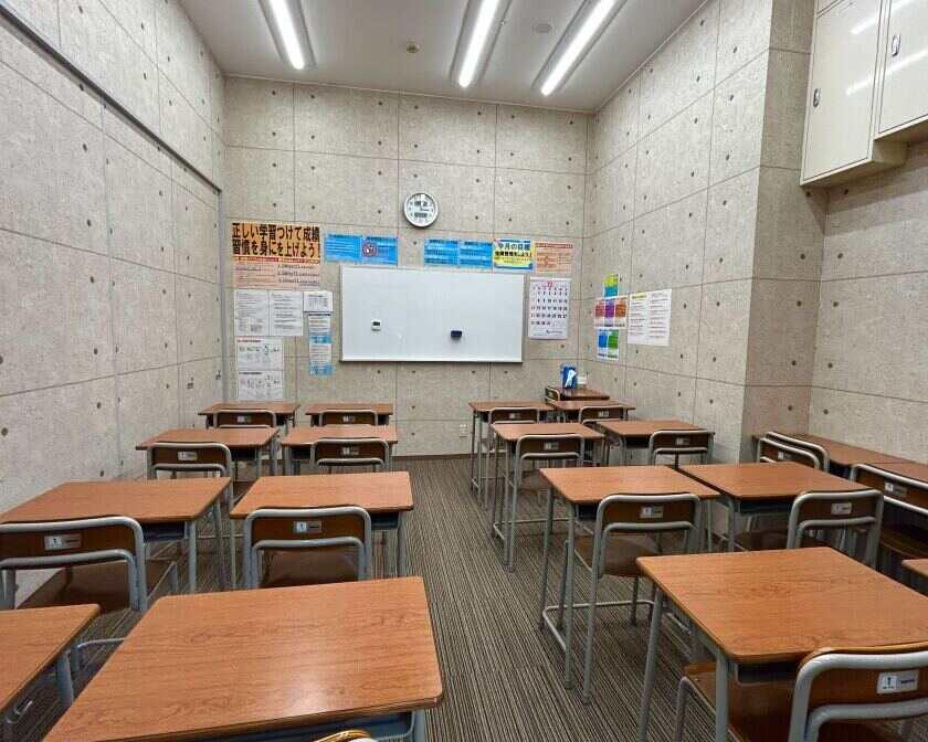 進学ゼミナール 御所葛城校の制服2