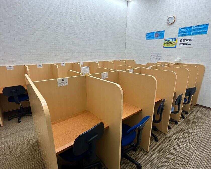 進学ゼミナール 御所葛城校の制服3