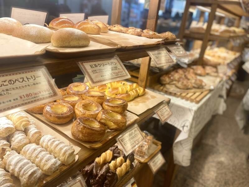 ベーカリー＆cafe穀物日和 学園都市店の仕事画像3