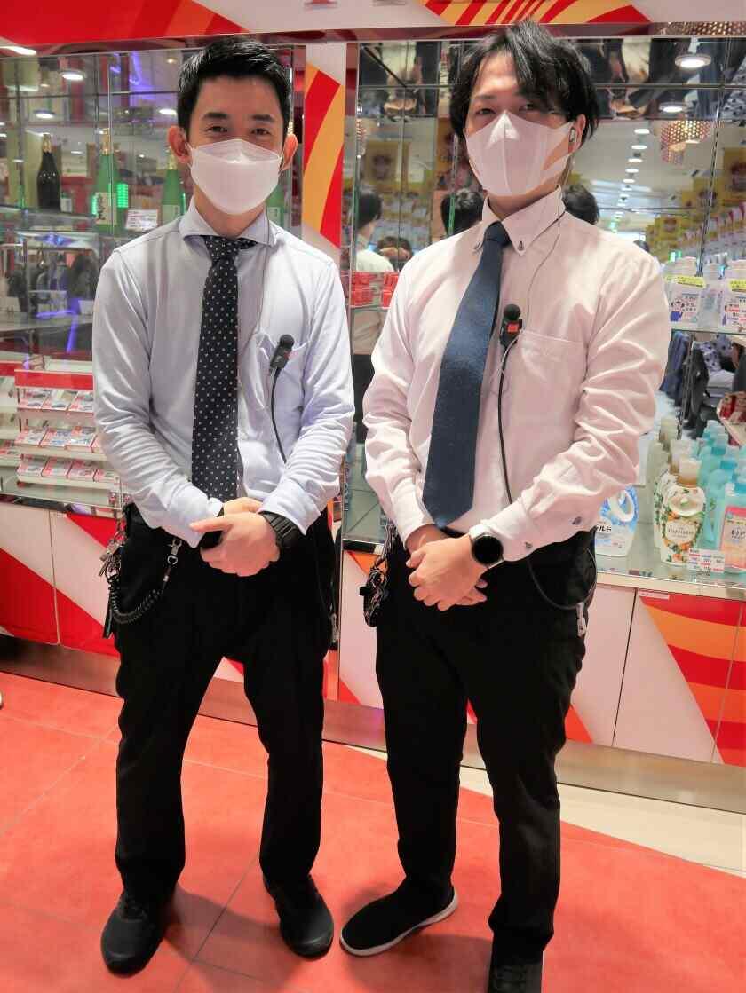 ベニスグループの制服1