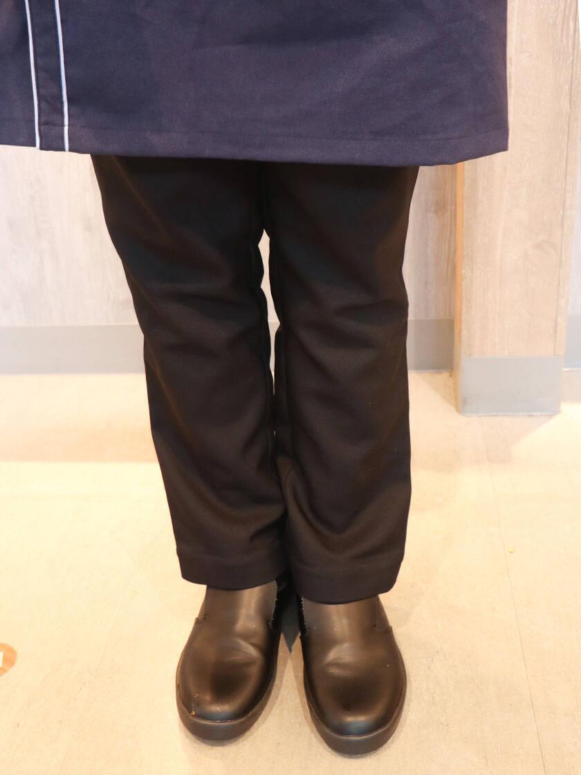 モスバーガー 西友清瀬店の制服3