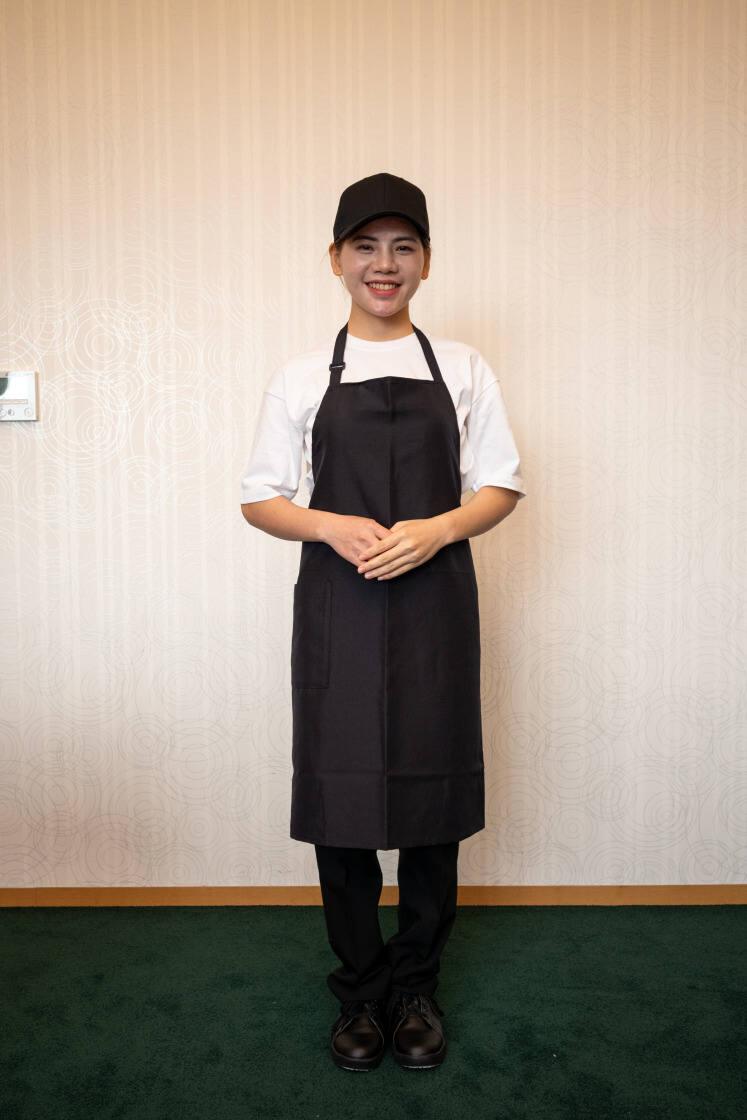シズラー東京国際フォーラム店の制服1