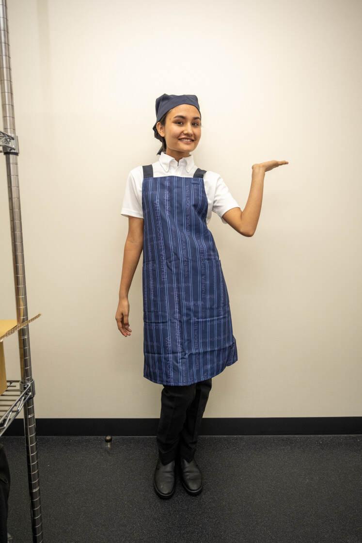 天丼てんや　桜新町店の制服3