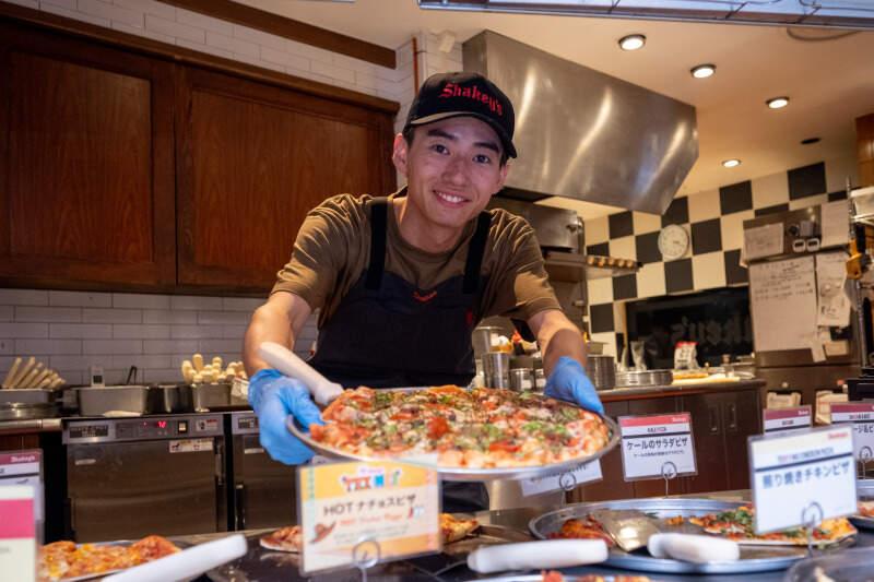 シェーキーズよみうりランドの仕事画像3