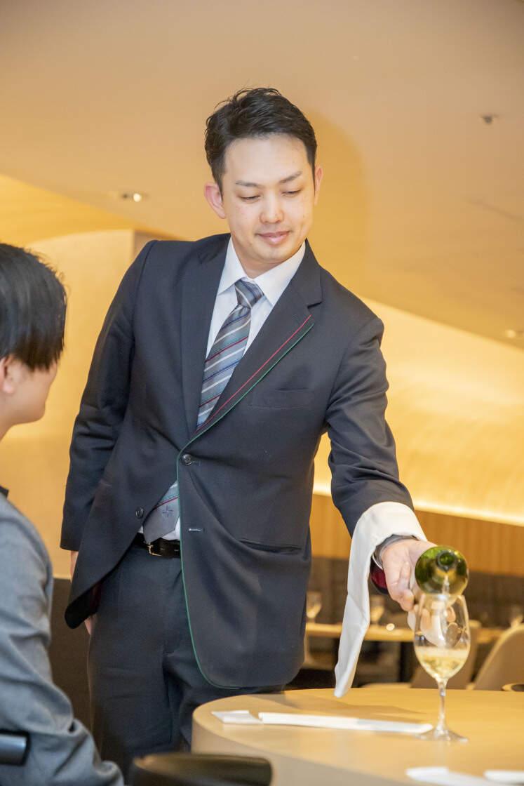 株式会社ホテルモリノの制服1