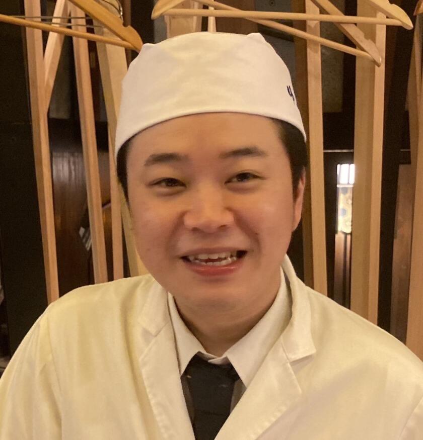 有限会社山路フード  ゆるり。橋本の制服3