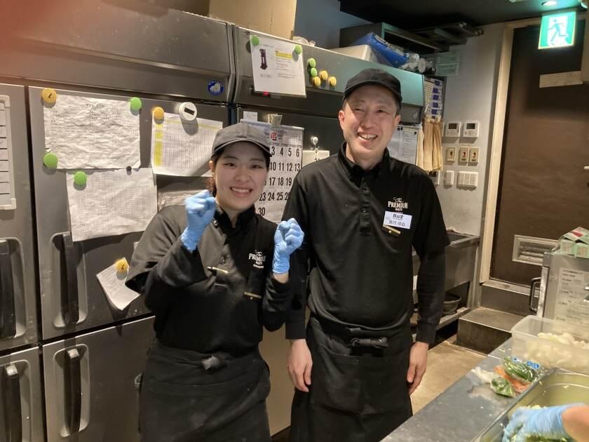 有限会社山路フード 餃子専門店　餃山堂の制服3