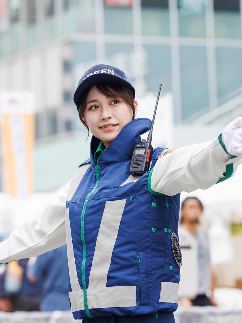グリーン警備保障株式会社の制服3