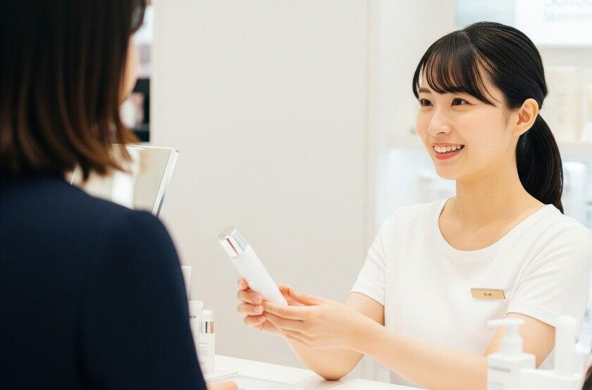 株式会社ディンプル（ワールドホールディングスグループ）の制服1