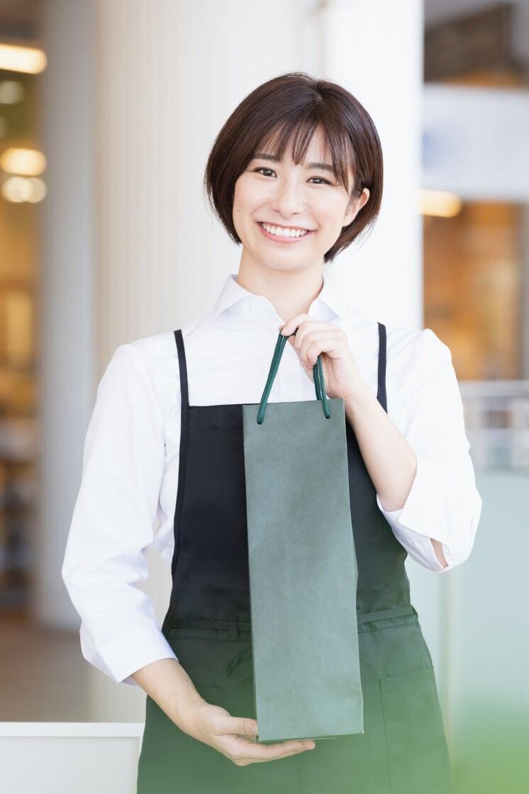 株式会社ディンプル 　福岡オフィスの制服3