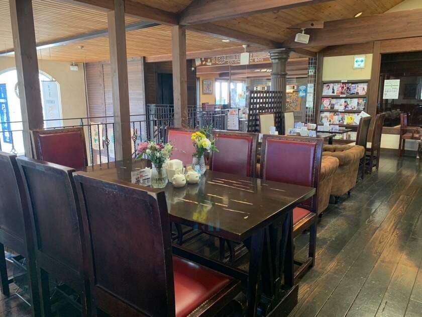 ヒロコーヒー伊丹いながわ店の制服2