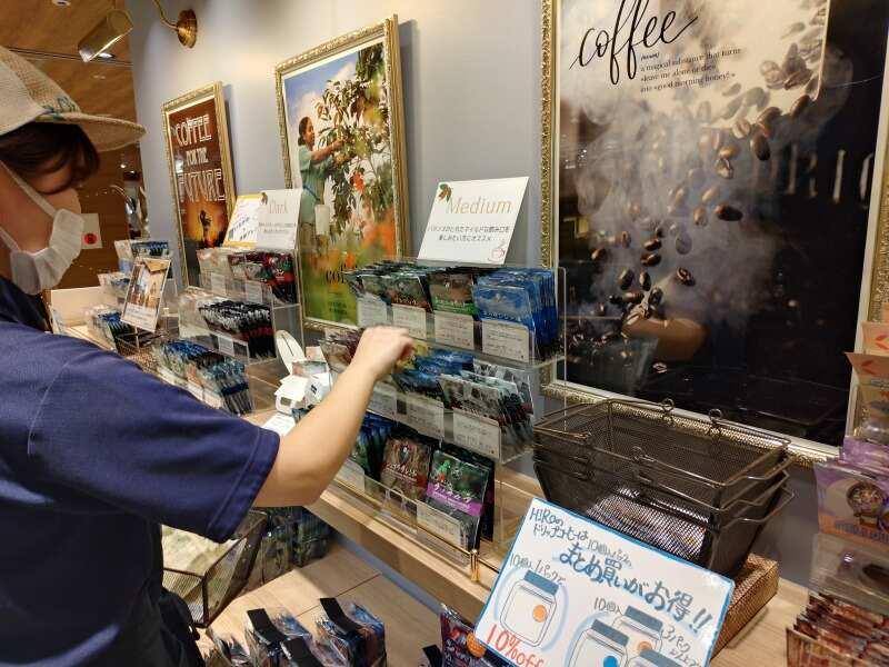 コーヒーギャラリーヒロ　エキマルシェ大阪店の仕事画像2