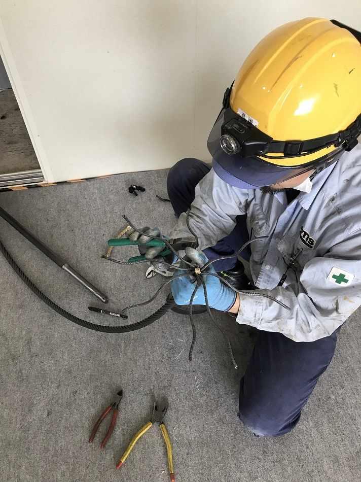 福岡オーエスエレベーター株式会社の制服2