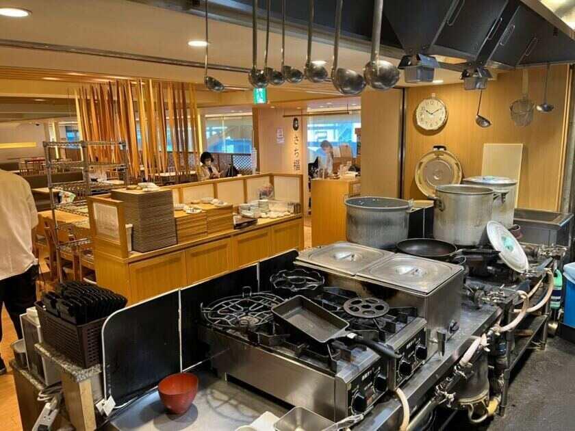 さち福や 天王寺MIOプラザ館店（JR西日本グループ）の制服2