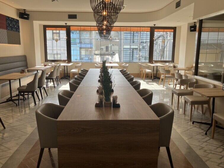 からふね屋珈琲三条本店（JR西日本グループ）の制服1