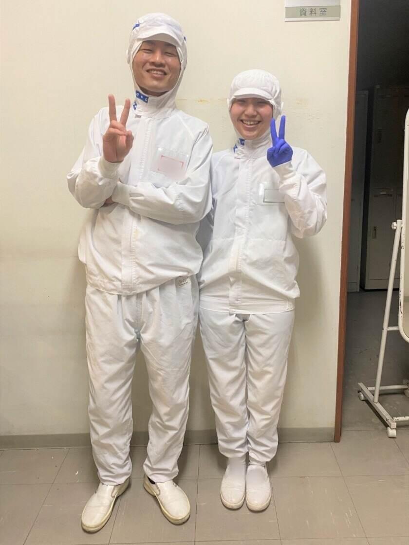 株式会社ケーニヒスクローネ　ポートアイランド工場１・２号館の制服1