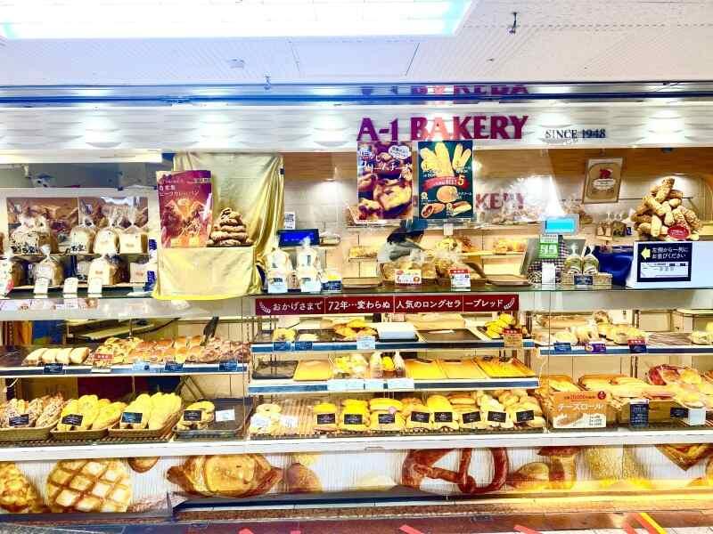 エーワンベーカリー　JR大阪駅中央口店の仕事画像2