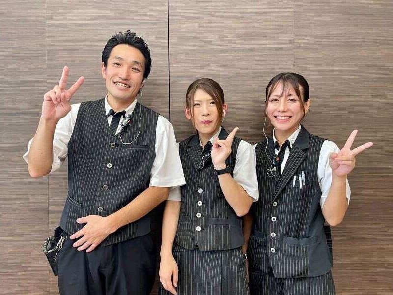 エクスアリーナ松戸店の制服2