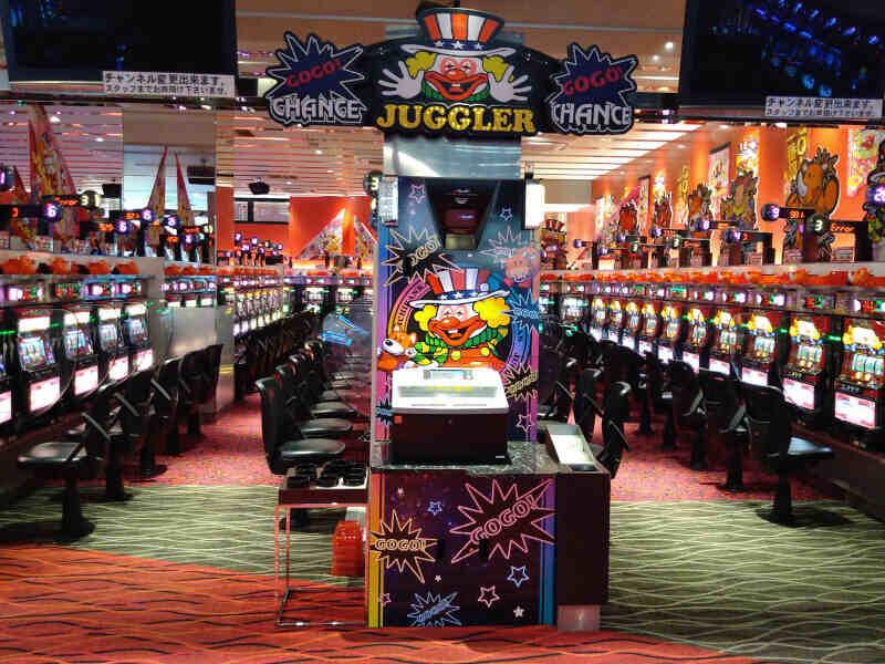 パチンコ・パチスロ　一番舘蓮沼店　（株式会社ファクト）の仕事画像2