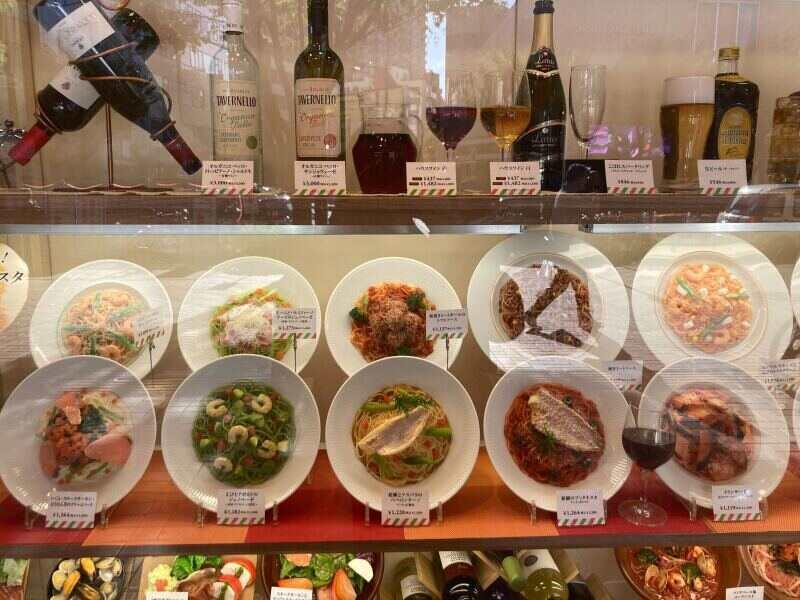 東和フードサービス株式会社 イタリアンダイニングＤｏＮＡ　エキア松原の仕事画像3