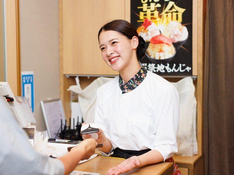 東和フードサービス株式会社 有楽町　こてがえしの仕事画像2