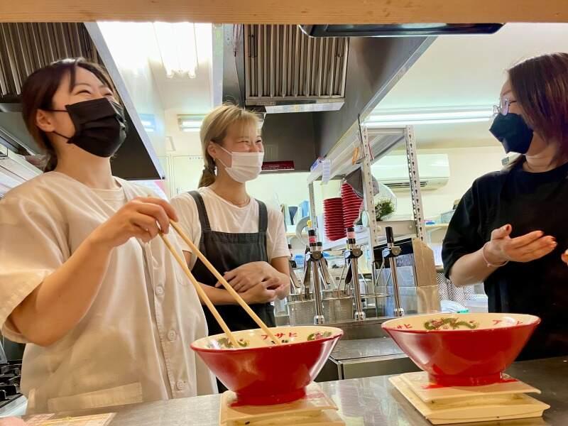 中華そばアサヒ製麺　なんばラーメン一座店の仕事画像1