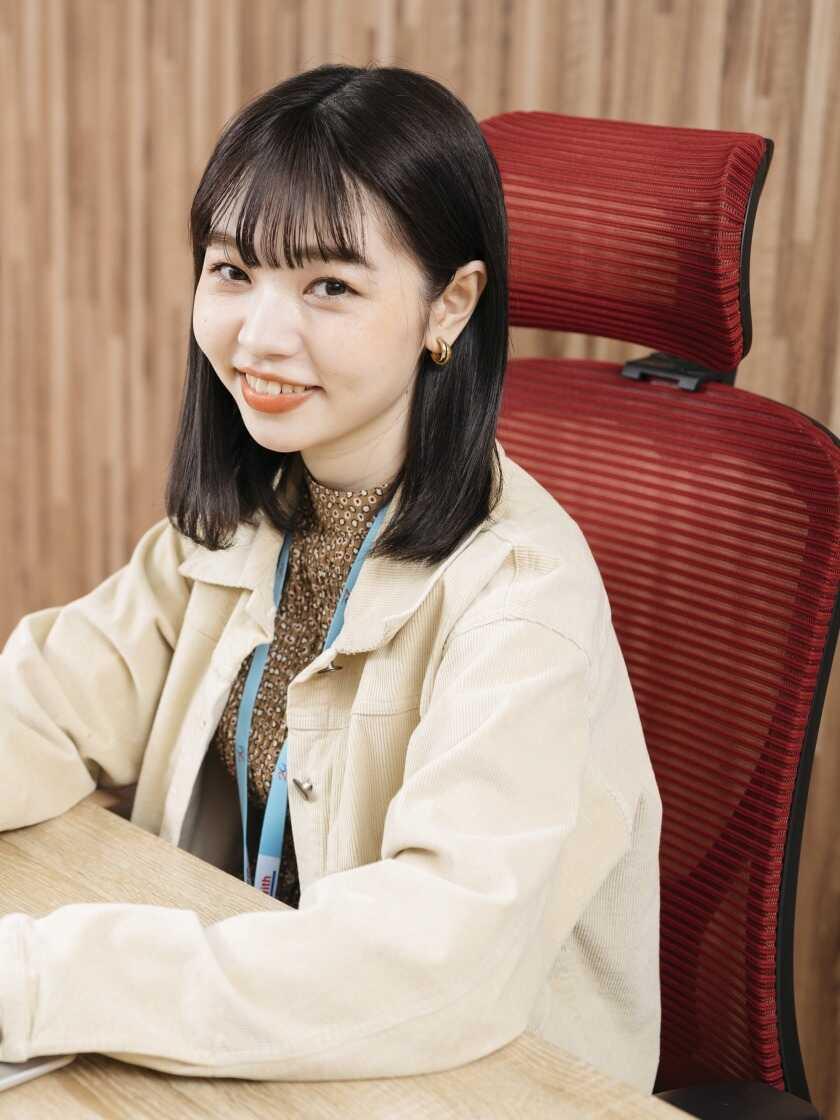 ビーウィズ株式会社の制服2