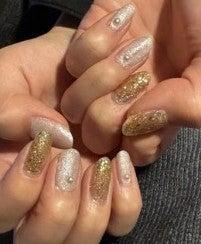 ビーウィズ株式会社の制服1